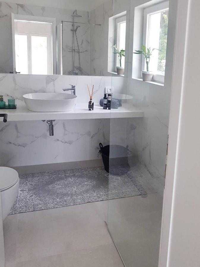 Villa Oleana Makarska Ngoại thất bức ảnh